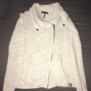 Kendall & Kylie Seater